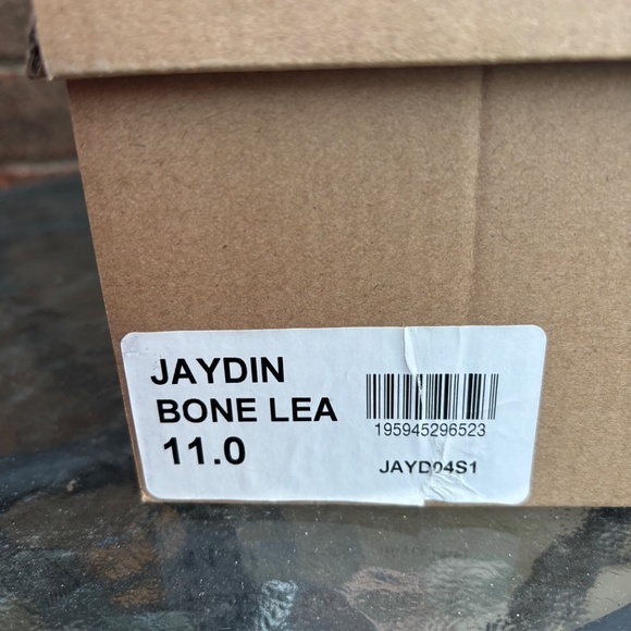 Jayden zip up or lace boots - Picture 7 of 7